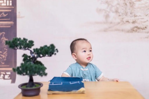 惠州宝宝喊肚子疼怎么回事